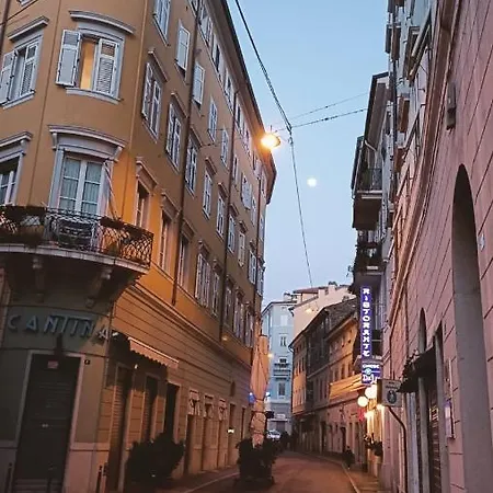 La Vie De Boheme Frühstückspension Triest